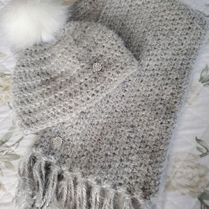 Hat & Scarf set
